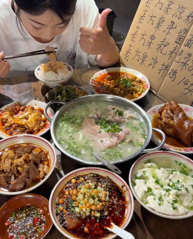怎么玩去哪些旅游景点适合纯玩团价格爱游戏app网站带小孩去四川旅游(图2)
